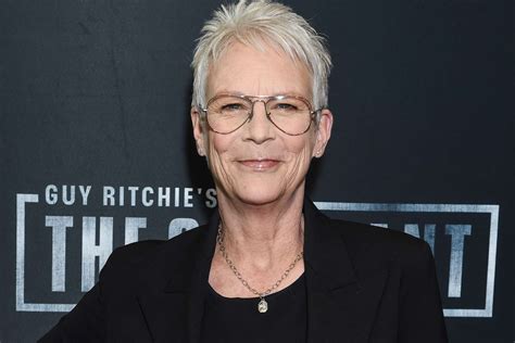 Jamie Lee Curtis Speaks Out About Sobriety Journey: My。